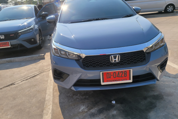 ลองขับ Honda City Hatchback ปรับมาดีกว่าเดิม ทั้งออพชั่นและดีไซน์ มีไพ่ตายที่ Honda SENSING ให้ทุกรุ่น