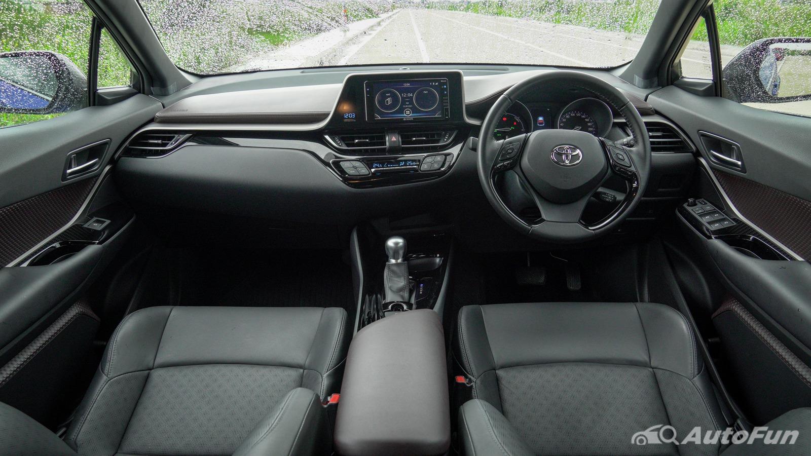 Interior Image 3