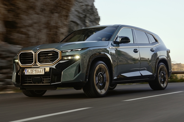 ปลั๊กอินไฮบริด SUV โหดที่สุดที่เคยทำมา BMW XM กำลัง 644 แรงม้า เตรียมเปิดจองไทยเร็ว ๆ นี้