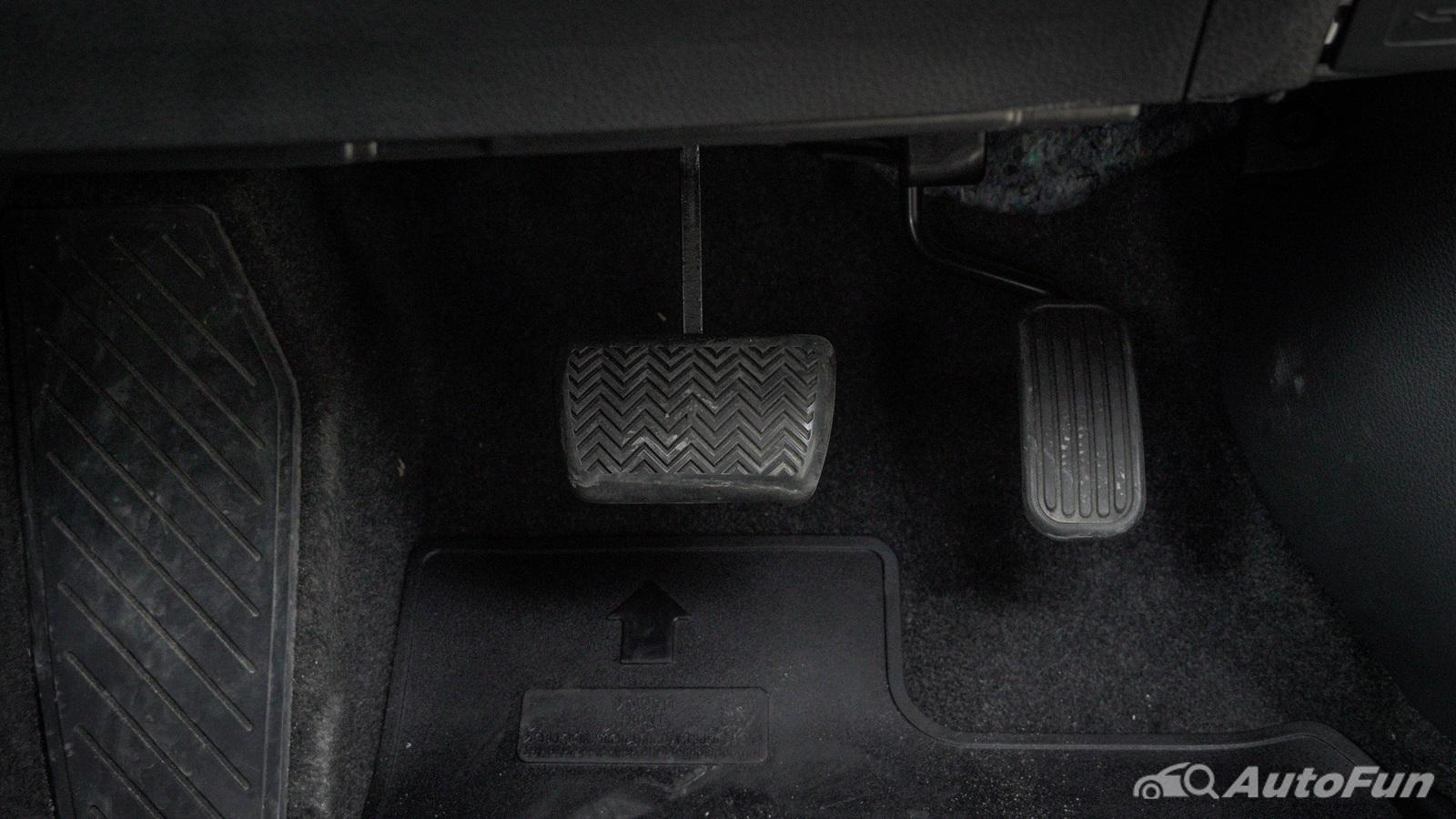 Interior Image 16