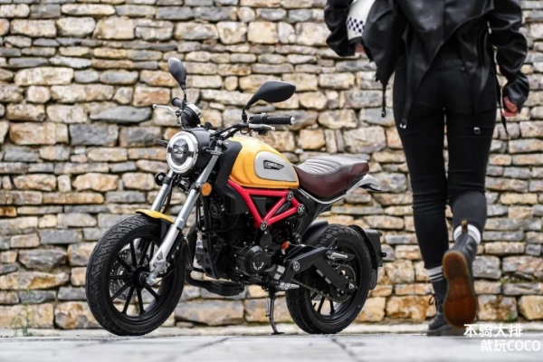 CoCo Pony 150F มินิไบค์สัญชาติจีนที่ดูเหมือน Ducati Scrambler ย่อส่วน!