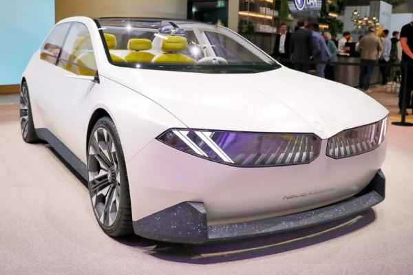 BMW Vision Neue Klasse รถต้นแบบจะมาแทน 3-series มีความล้ำยุค บนดีไซน์ย้อนยุค