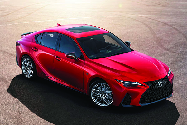 เปิดตัว Lexus IS 500 F Sport Performance ในญี่ปุ่น ซีดานน้องเล็ก หัวใจใหญ่ ยังใช้เครื่อง V8