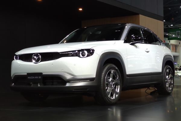 Mazda MX-30 EV รถยนต์ไฟฟ้าวิ่งได้ 209 กม.ที่ควรมาขายไทย แต่ตอนนี้แค่โชว์ตัวไปก่อน