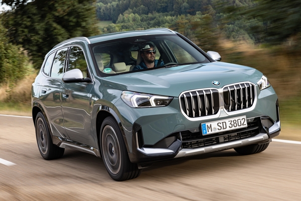 5 ของใหม่ใน 2023 BMW X1 ที่ได้หน้าตาและภายในล้ำ แต่น่าแปลกใจทำไมกลับไปใช้เกียร์ DCT เดิม
