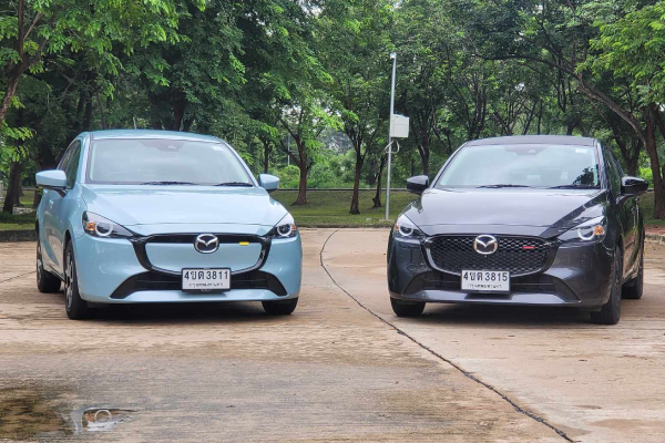 คู่มือซื้อ Mazda 2 เครื่อง 1.3 เทียบการตกแต่ง New Wave และ Sport design ต่างกันแค่ไหน ?