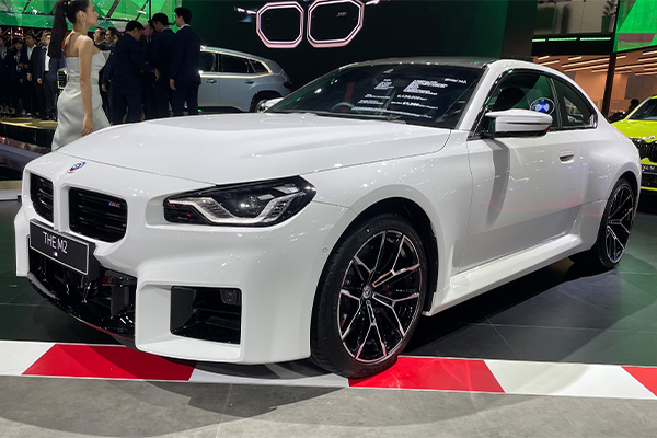 ชมคันจริง 2023 BMW M2 เพิ่มเหลี่ยมสัน ดุดันยิ่งขึ้น เริ่ม 6.499 ล้านบาท ในงาน Motor Show