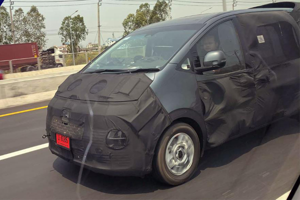 2021 Hyundai Staria สปายช็อตในไทย เก็บเงินเตรียมดาวน์รถเอ็มพีวีล้ำยุคได้เลย