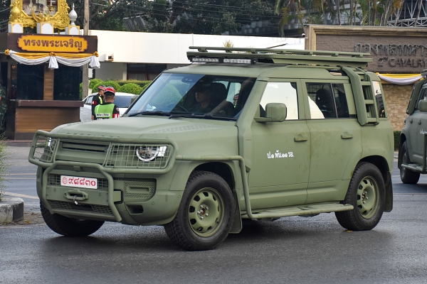 Land Rover Defender มีดีอย่างไร ถึงทำให้กองทัพไทยเลือกใช้รถราคา 6.999 ล้านบาท