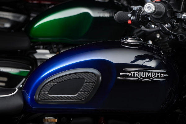 Triumph เปิดตัว 2024 Bonneville Stealth Editions พร้อมกัน 8 รุ่นรวด!