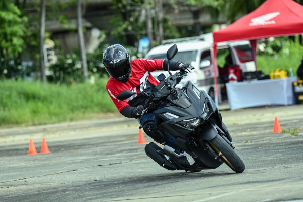 สัมผัส All New Honda Click 160 อัพค่าตัวขึ้น 2,300 บาท ได้อะไรเพิ่มบ้าง?