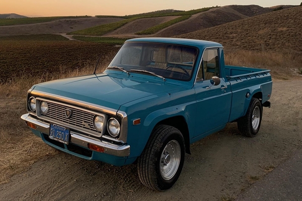 1974 Mazda B-Series กระบะหนึ่งเดียวที่ได้ใช้พลังลูกสูบหมุนโรตารี่