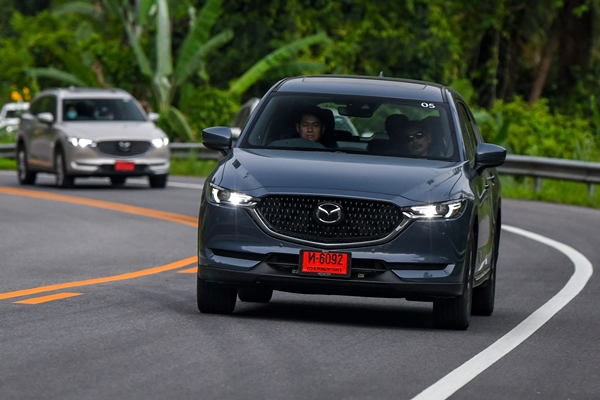 ลองขับ 2022 Mazda CX-8 เบนซินรุ่นท็อป ออพชั่นล้น เบาะ 6 ที่นั่งแสนสบาย จ่าย 1.7 ล้านมีทอน!!!