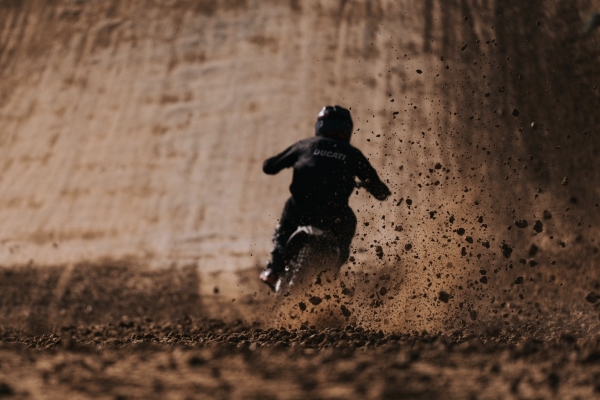 Ducati พร้อมลงทางฝุ่นแบบเต็มตัวด้วยมอเตอร์ไซค์วิบากในปี 2024